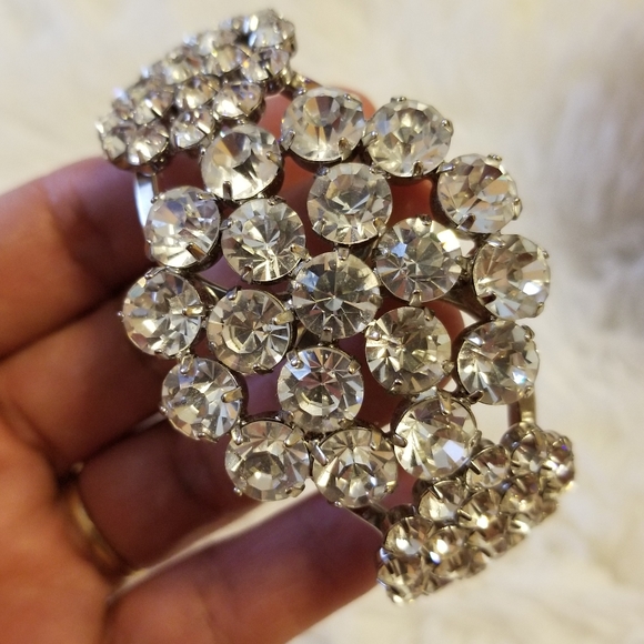 Jewelry - Hinge Cuff Silver Bling Crystal Bracelet